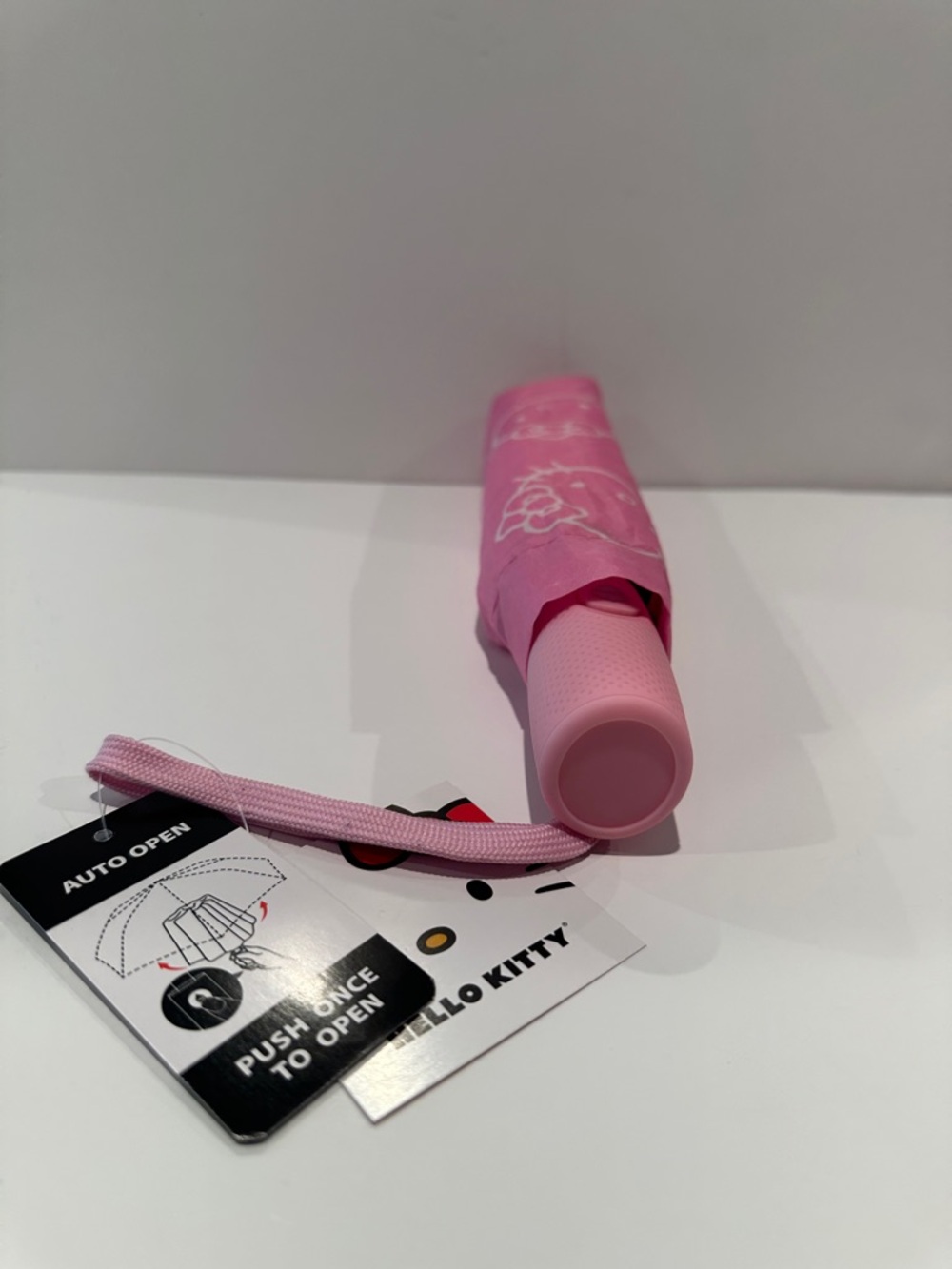 NWT Hello Kitty Baby Pink Push Button Auto Open & Close Umbrella.
